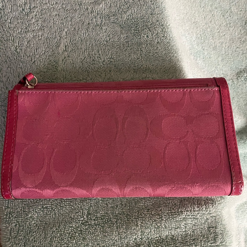 Pink Coach Wallet - Picture 2 of 3